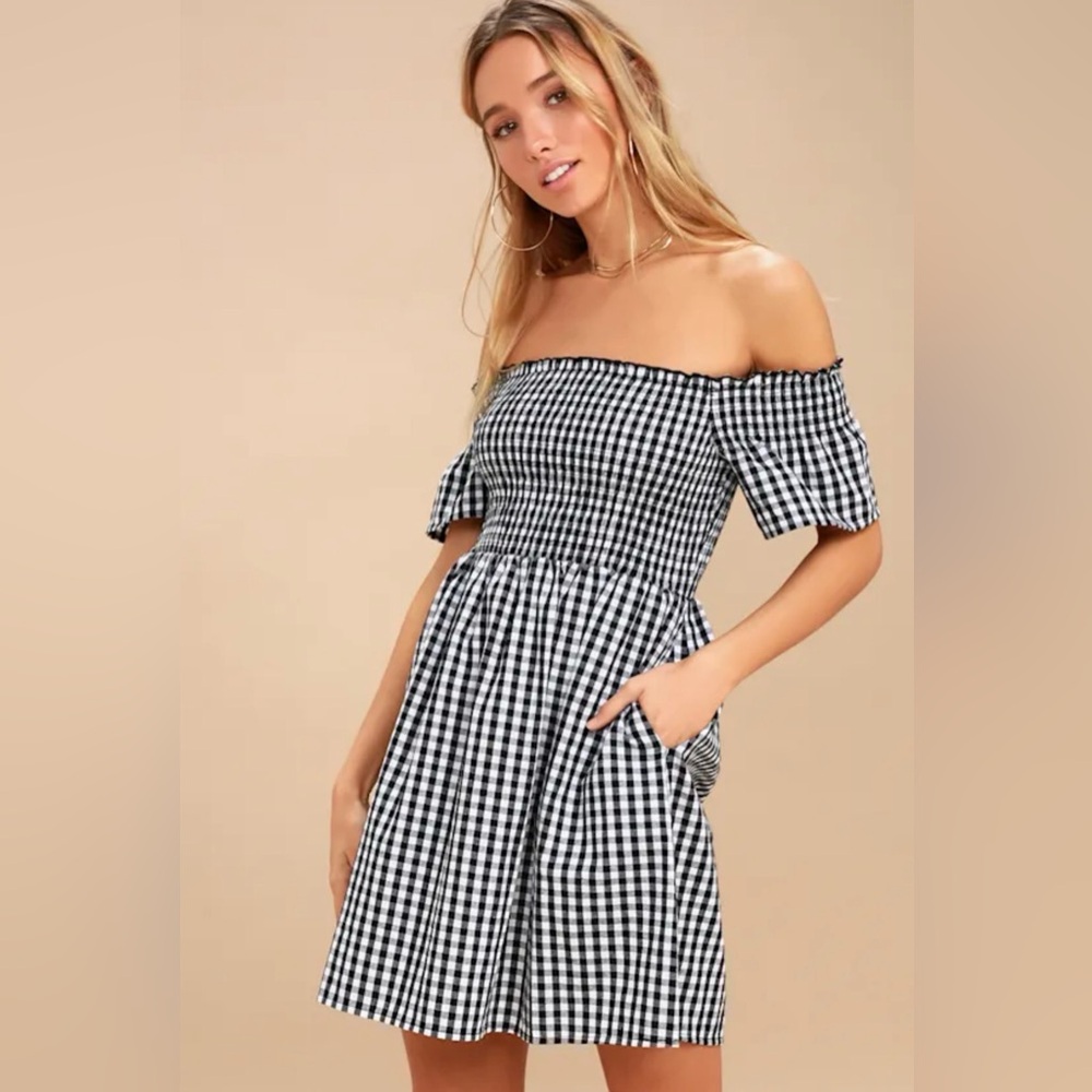LULUS Happy and Plaid Gingham Off-the-Shoulder Dress in Black and White Size Med
